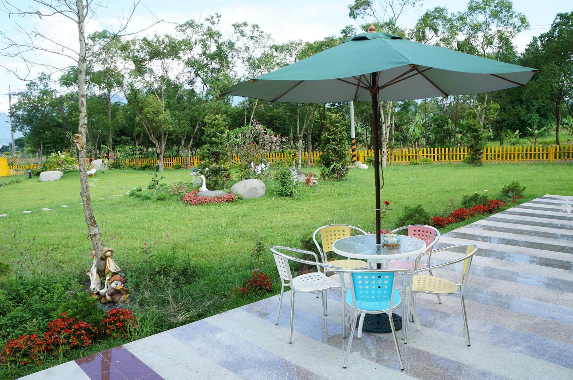 依比鴨鴨水岸會館 Ducking House Bed & Breakfast Ruisui Ngoại thất bức ảnh